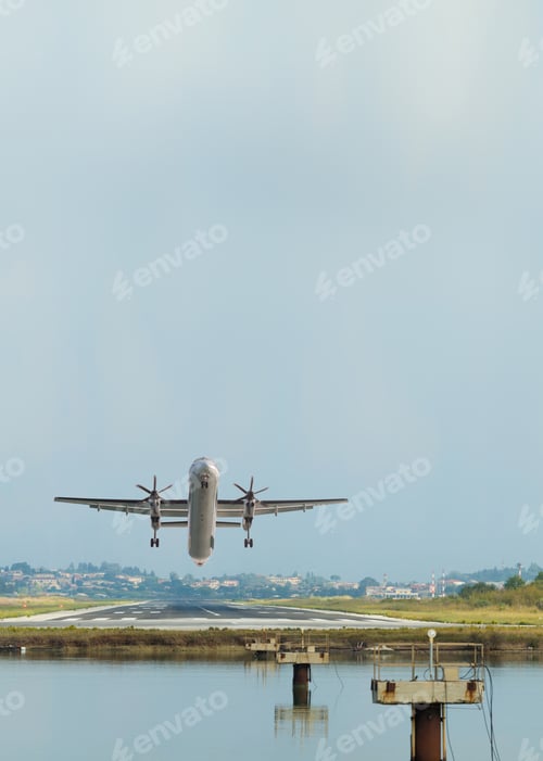 Preview: Amazing landing at Kerkyra Airport