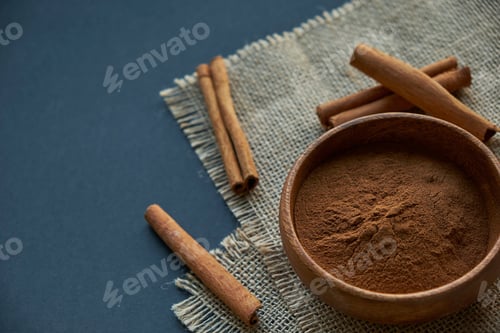 Preview: cinnamon sticks, tied with jute rope in rustic style.