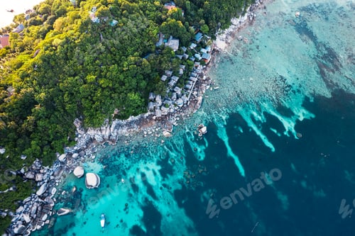 Preview: islands and tropical blue bays, bird's eye view