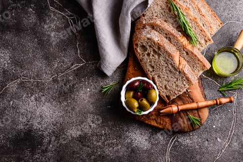 Preview: Fresh bread, olive oil and mix of olives.
