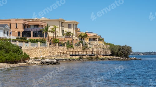 Preview: Upmarket houses Applecross, Perth