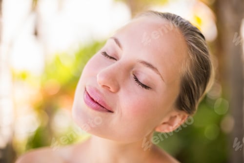 Preview: Beautiful young woman at spa center
