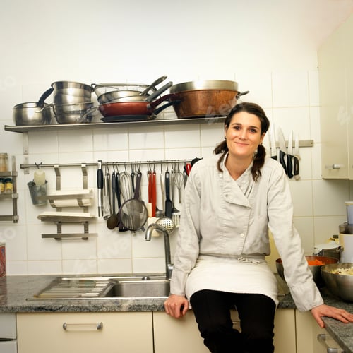 Preview: Portrait of a woman chef