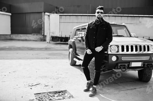 Preview: Arab man wear on black