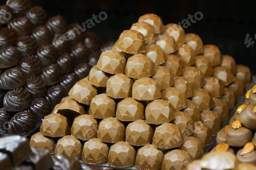 Preview: dark chocolate candy displaying at shop