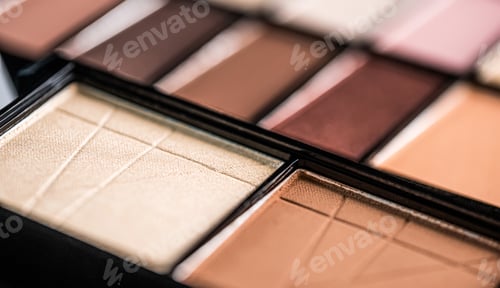 Preview: Beautiful eye shadow palette