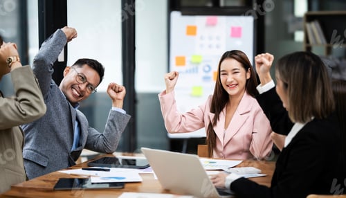 Preview: Group of Young Asian business team creative coworker, teamwork celebrating in modern office