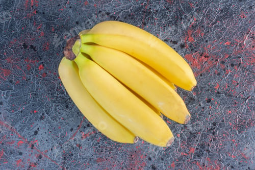 Preview: Close up photo of bunch of fresh banana