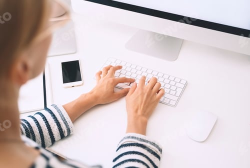 Preview: Woman working on computer