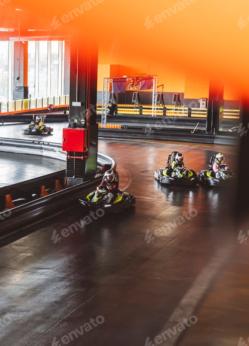 Preview: Indoor Go-Kart Racing with Drivers on Track