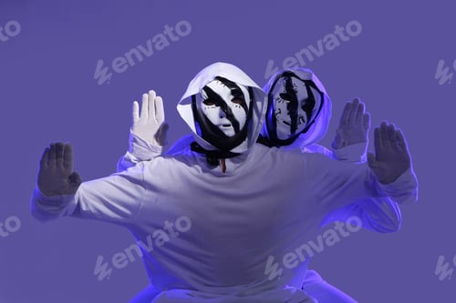 Preview: hip hop dancer in studio