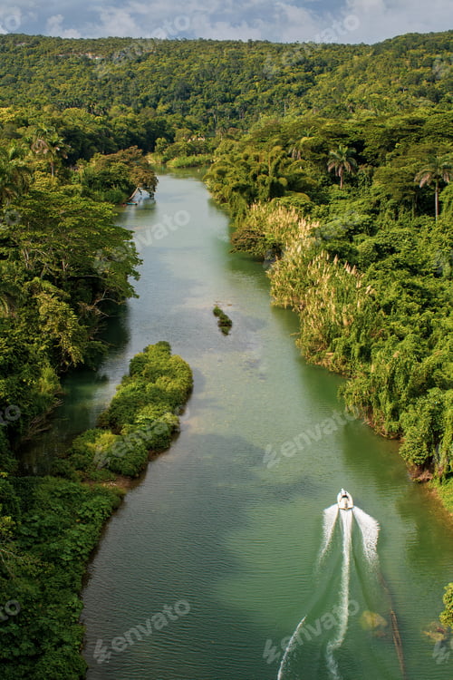 Preview: Rio Canimar in the city of Matanzas Cuba