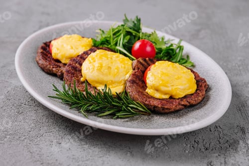 Preview: Meatballs or cutlets with tomato and cheese