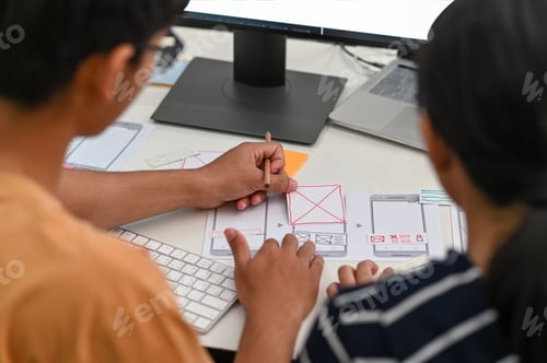 Preview: UX , UI graphic designer team drawing application for smartphone.