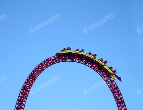 Preview: Superman pushing people over the steep hill on a rollercoaster