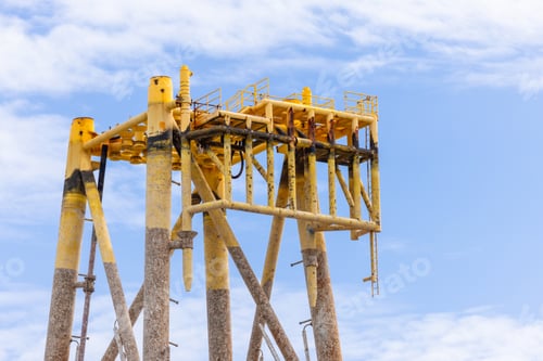 Preview: Offshore Oil and Gas production platform, Heavy duty marine engineering structure for energy.