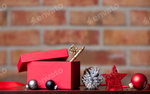 Preview: gift, key, toy and Christmas decorations