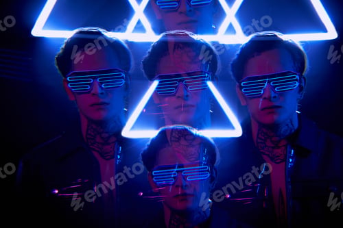 Preview: Repeating image of man in flashing goggles