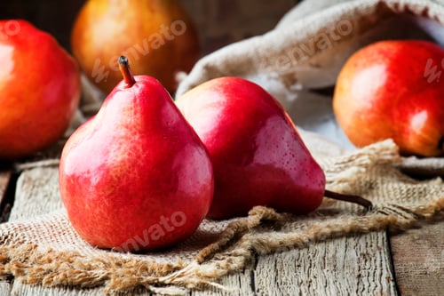 Preview: Pears