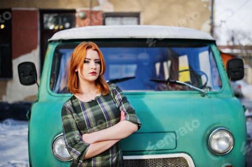 Preview: Young red haired girl lady