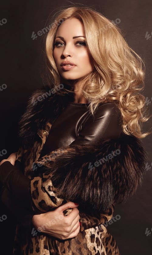 Preview: Beautiful Girl With Blond Hair In Coat