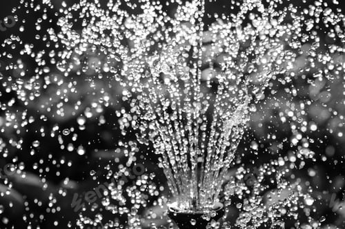 Preview: Black and white water fountain close-up