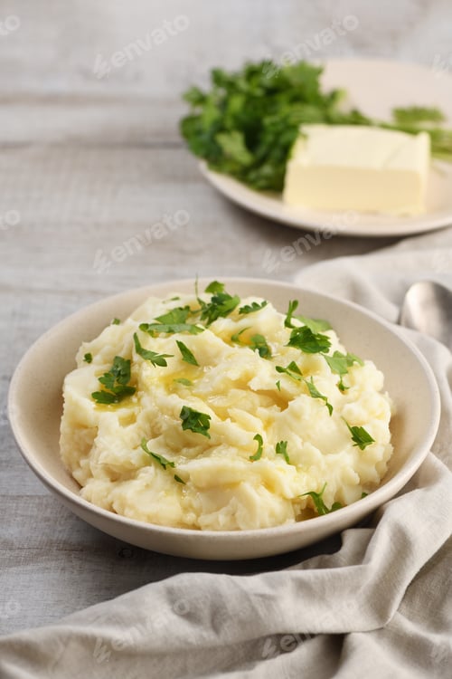 Preview: Mashed potatoes with butter