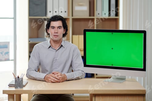 Preview: Serious and confident male broker or ceo making presentation by workplace