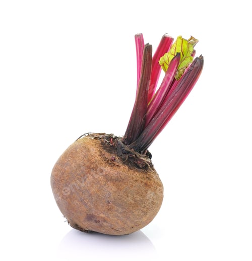 Preview: Beetroots isolated on white background