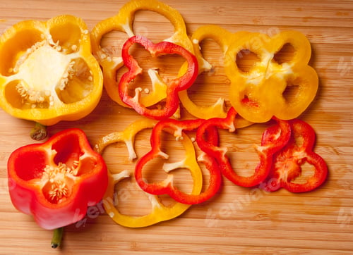 Preview: Cut bulgarian pepper