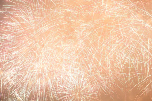 Preview: Salute Bright Closeup