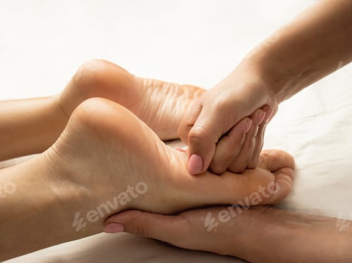 Preview: massage on the soles of the feet