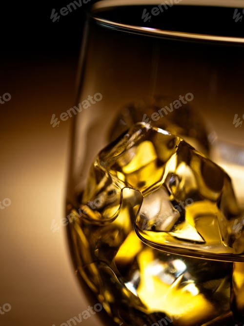 Preview: Whiskey on the rocks