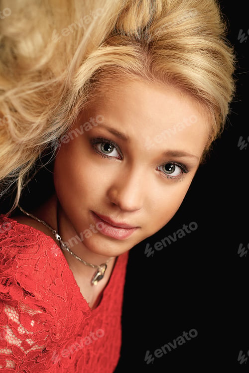 Preview: Glamour Portrait Of Beautiful Woman Model