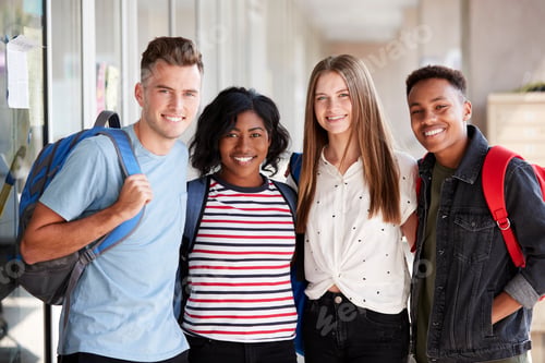 Preview: Portrait Of Smiling Male And Female College Student Friends In Corridor Of Building