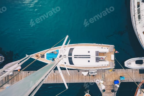 Preview: Overhead shot of a sailboat docked in San Diego bay