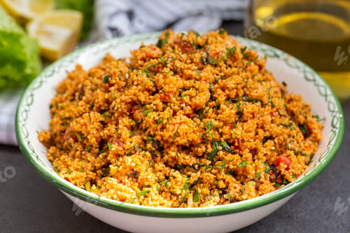 Preview: Traditional delicious Turkish foods: bulgur salad (kisir)