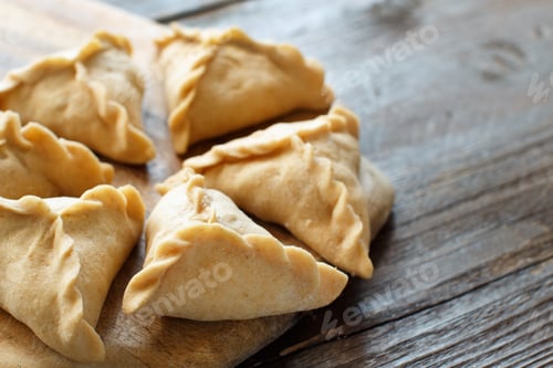 Preview: Preparation of dumplings manti