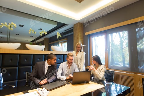 Preview: Young people in the office
