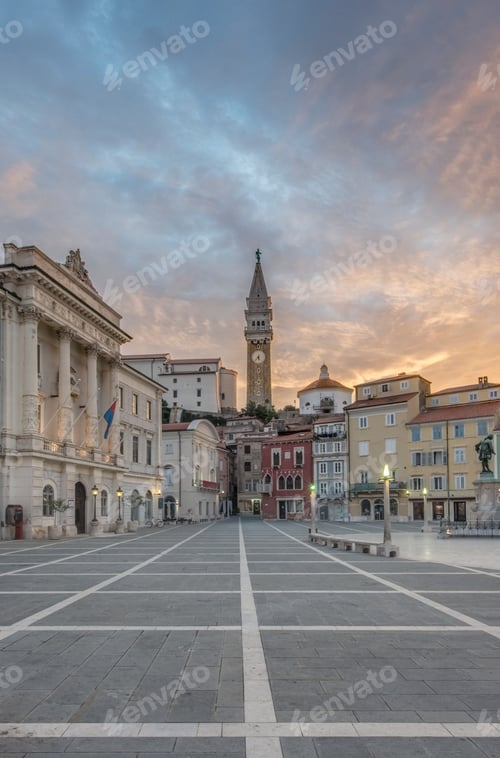 Preview: Clock tower, buildings and town square at sunrise, Piran, Coastal-Karst, Slovenia