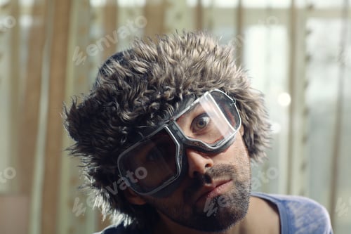 Preview: Portrait Of A Polar