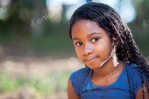 Preview: Portrait of a african girl looking at the camera