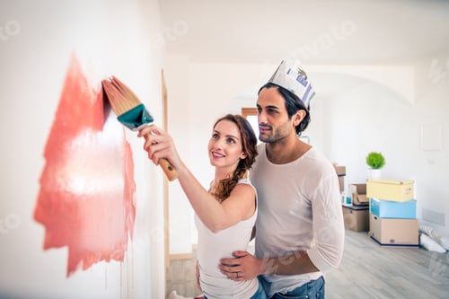 Preview: Couple moving into new house