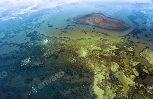 Preview: Aerial shot of algal bloom on a lake
