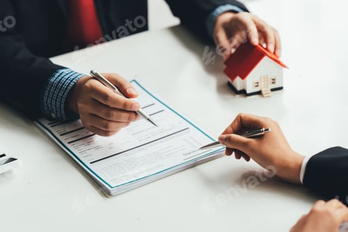 Preview: The real estate agent is explaining the house style to the clients who come to contact to see the ho