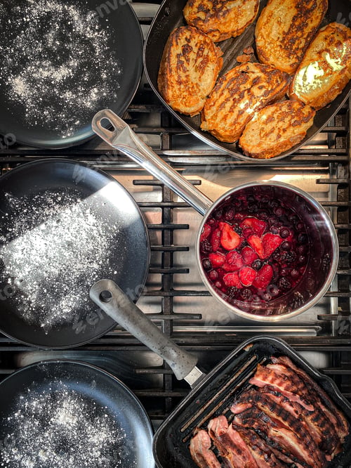 Preview: Cooking French toast, bacon and berries for breakfast
