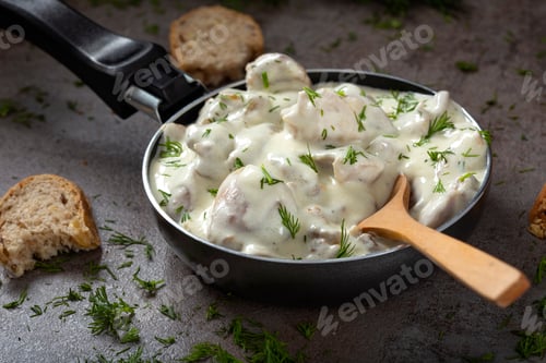 Preview: Stew made from fired chicken and sour cream
