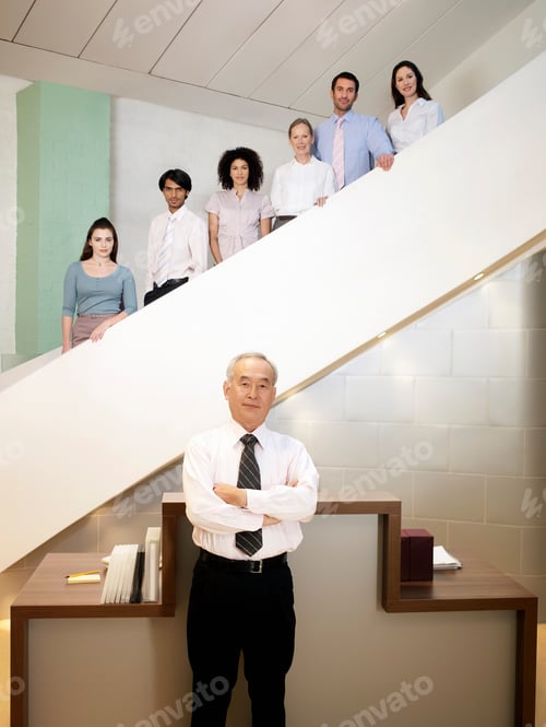 Preview: Portrait of office workers