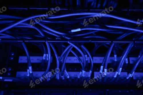 Preview: Structured cabling used in data center network equipment