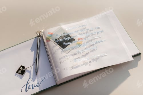 Preview: book of wishes for newlyweds